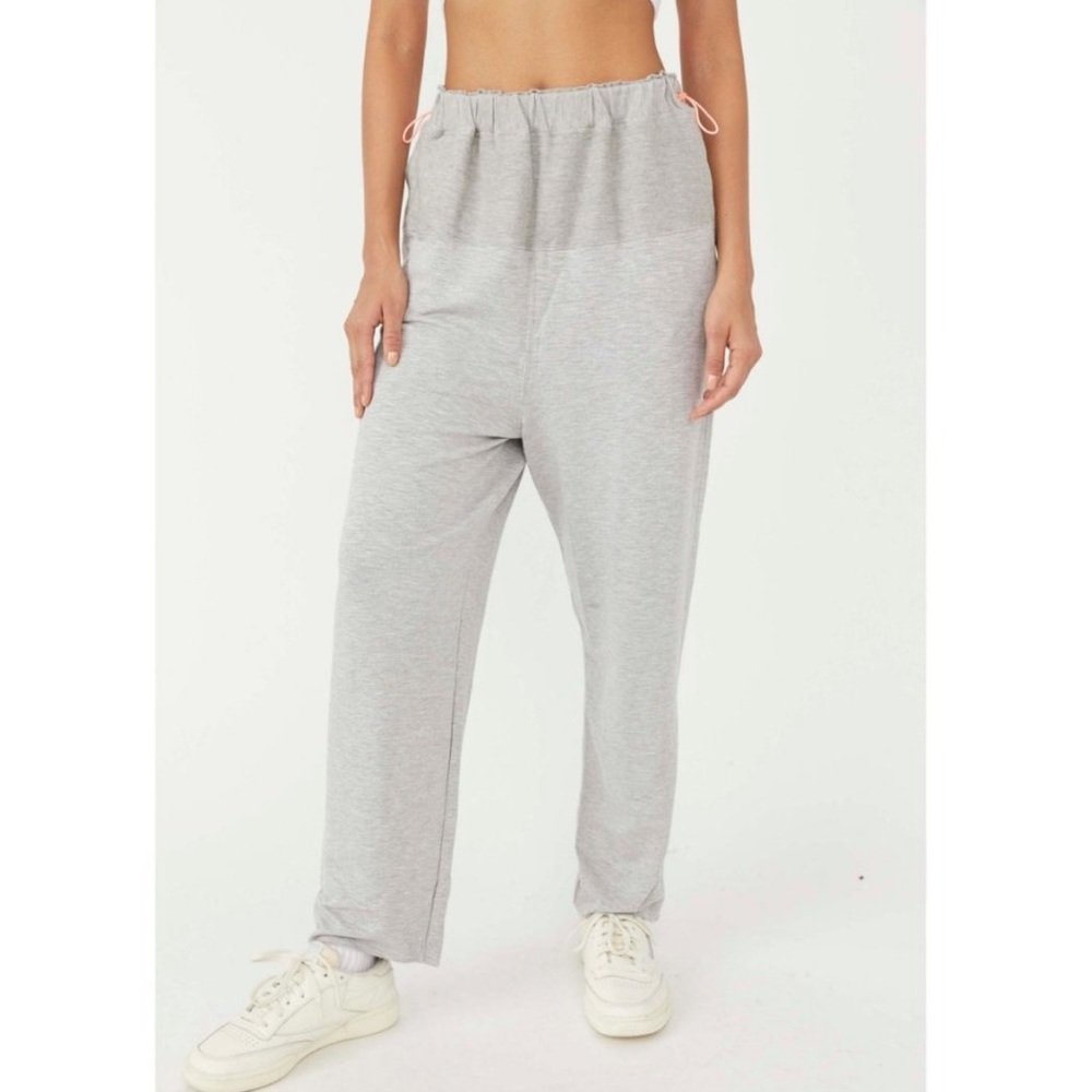 FREE PEOPLE NWT FP Movement Surfside Jogger / Heather Grey